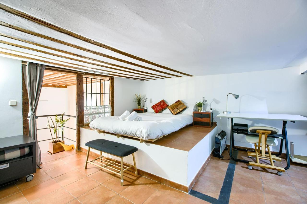 Charming Bohemian Lavapies Apartment Madrid Exterior foto